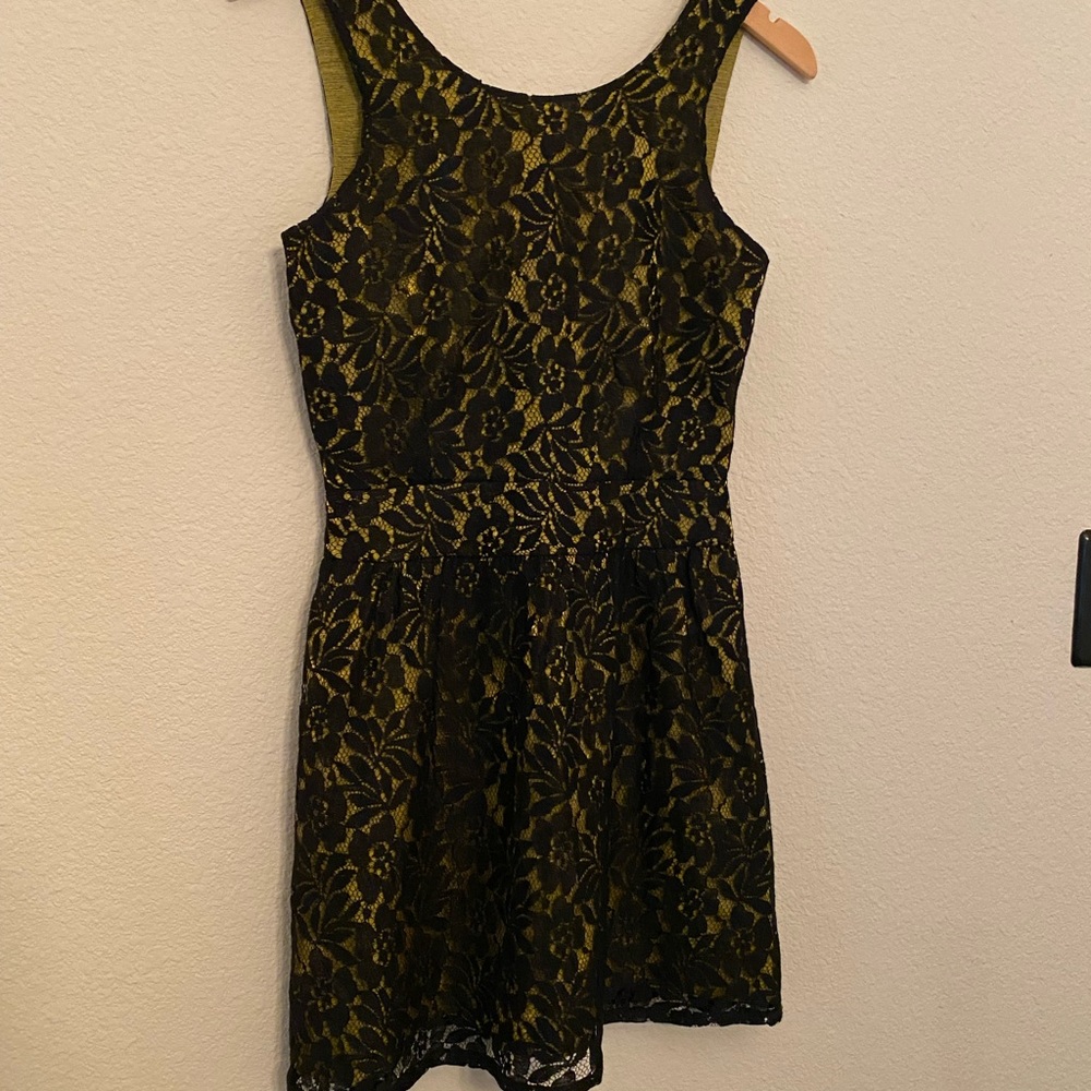 NWT Pim & Larkin mini cocktail dress.